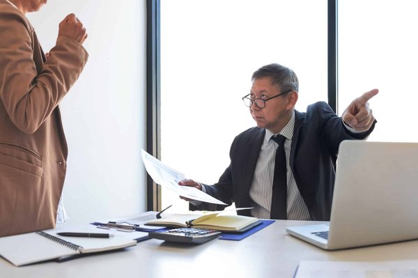 Quelles sont les erreurs à éviter lorsqu’on fait de la communication interpersonnelle ?