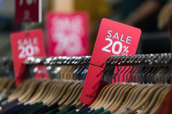 Étiquettes soldes -20% tradition rouge : boostez vos ventes !